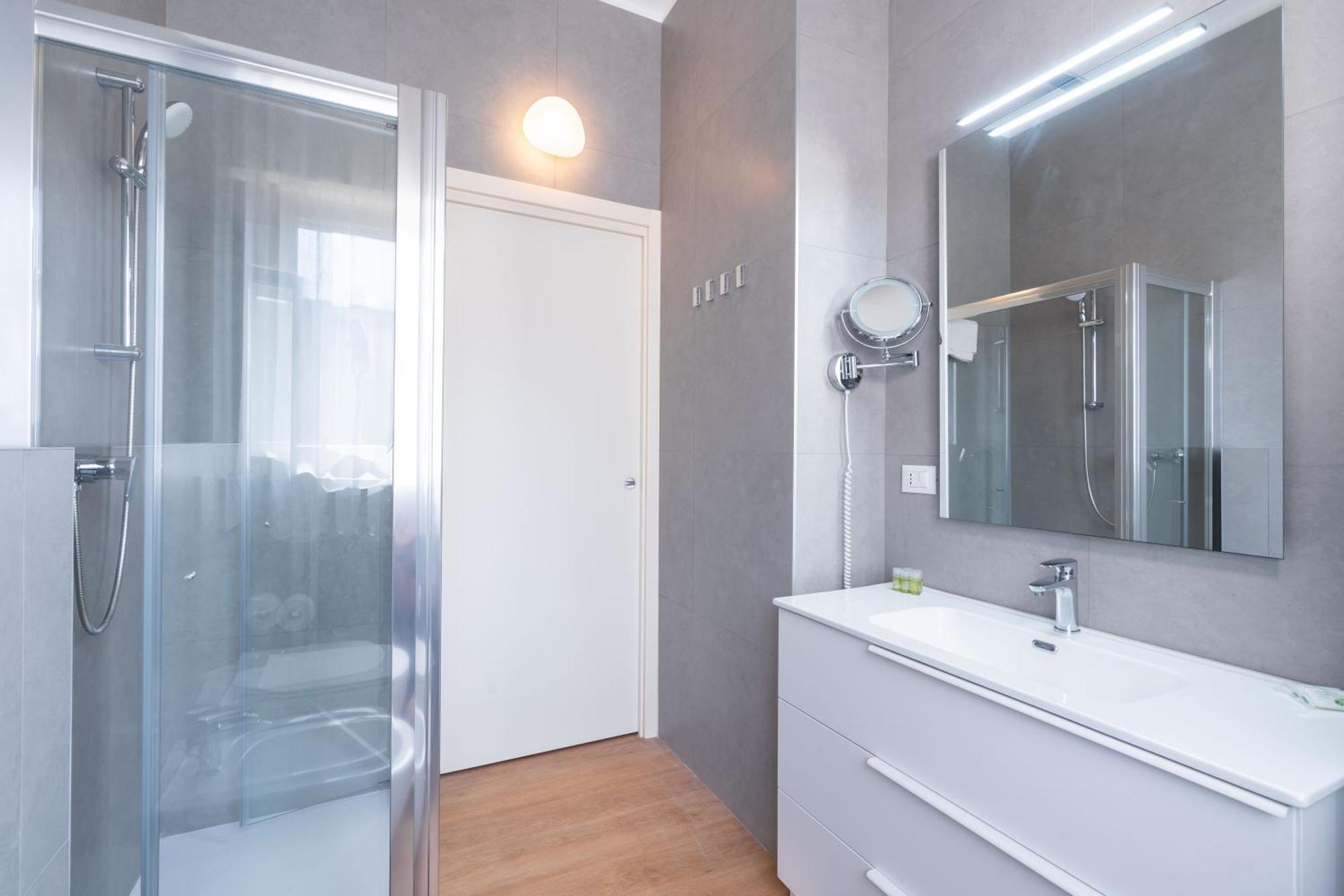Nino Bixio Apartment เวโรนา ภายนอก รูปภาพ