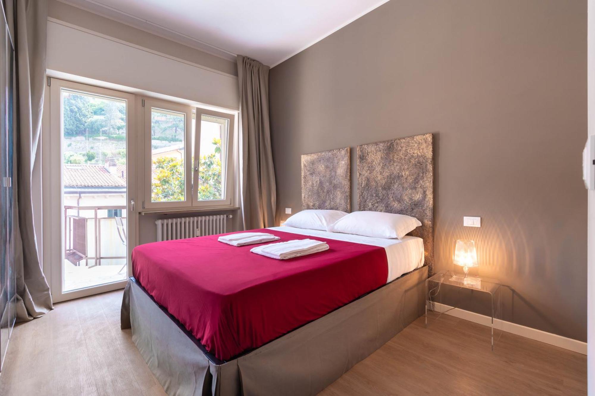Nino Bixio Apartment เวโรนา ภายนอก รูปภาพ
